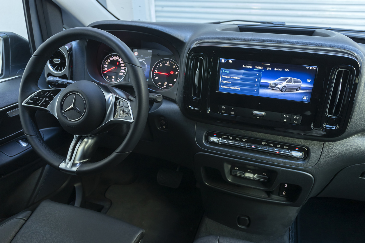 Mercedes-Benz entretenue dans un garage indépendant à Namur